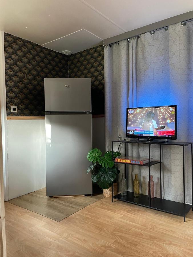 Camping Oasis Village Puget-sur Argens Extérieur photo