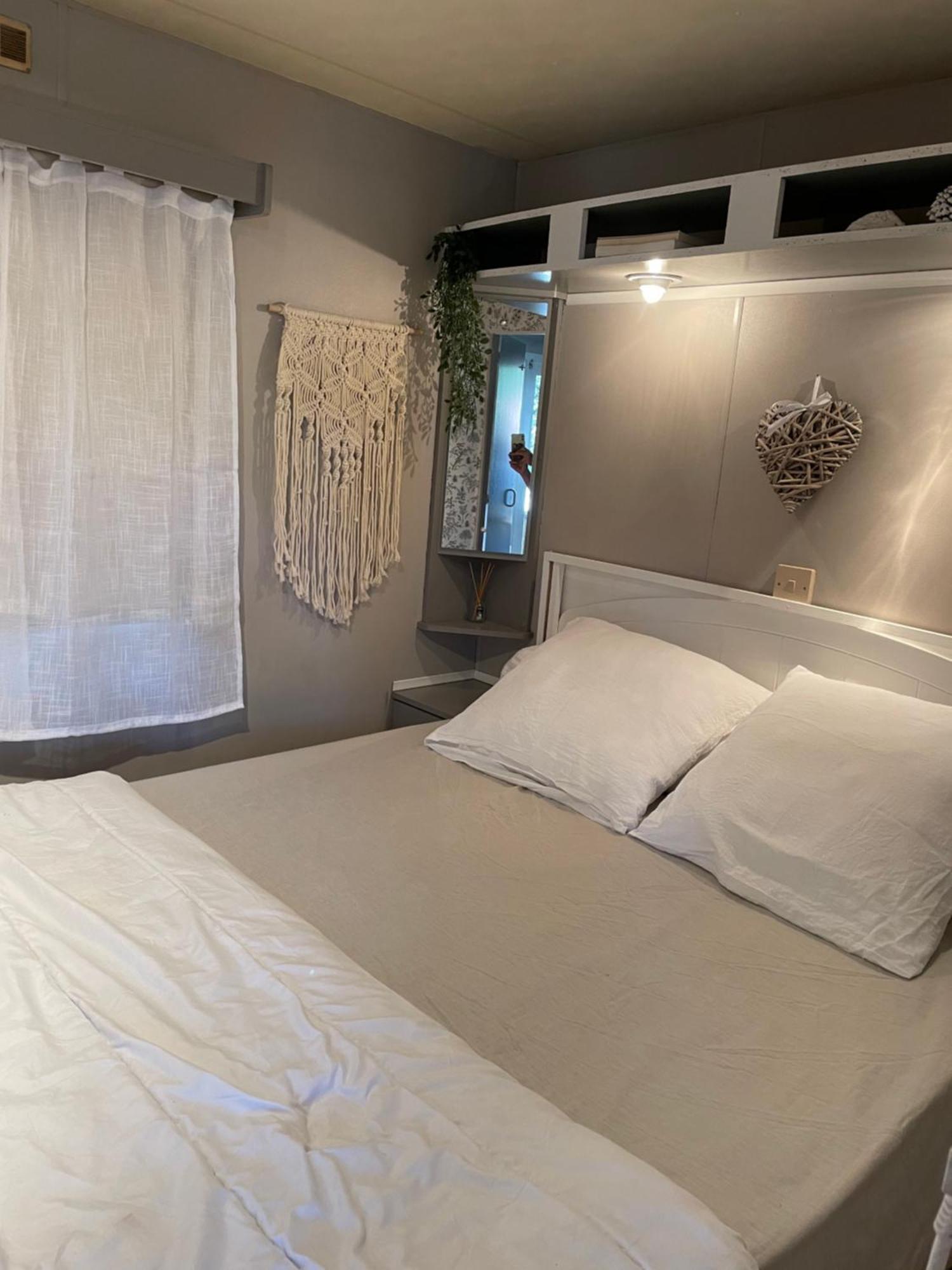 Camping Oasis Village Puget-sur Argens Extérieur photo